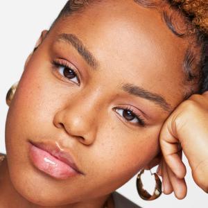 Revolution Pout Bomb Plumping Gloss Glaze Clear