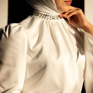 Blouse Ladies with Crystal Embellished Collar